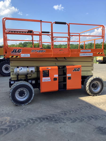 2022 JLG 4394RT