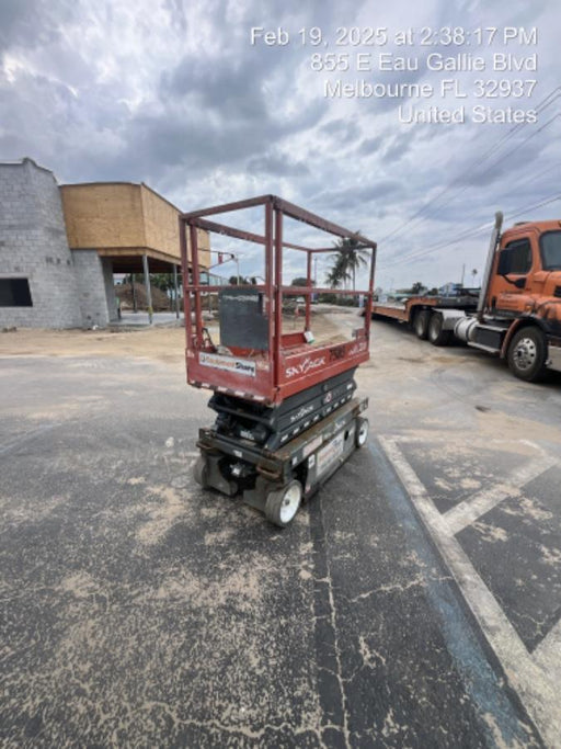 2018 Skyjack SJIII-3219 Skyjack SJIII3219 Scissor Lift w/Trojan Batteries