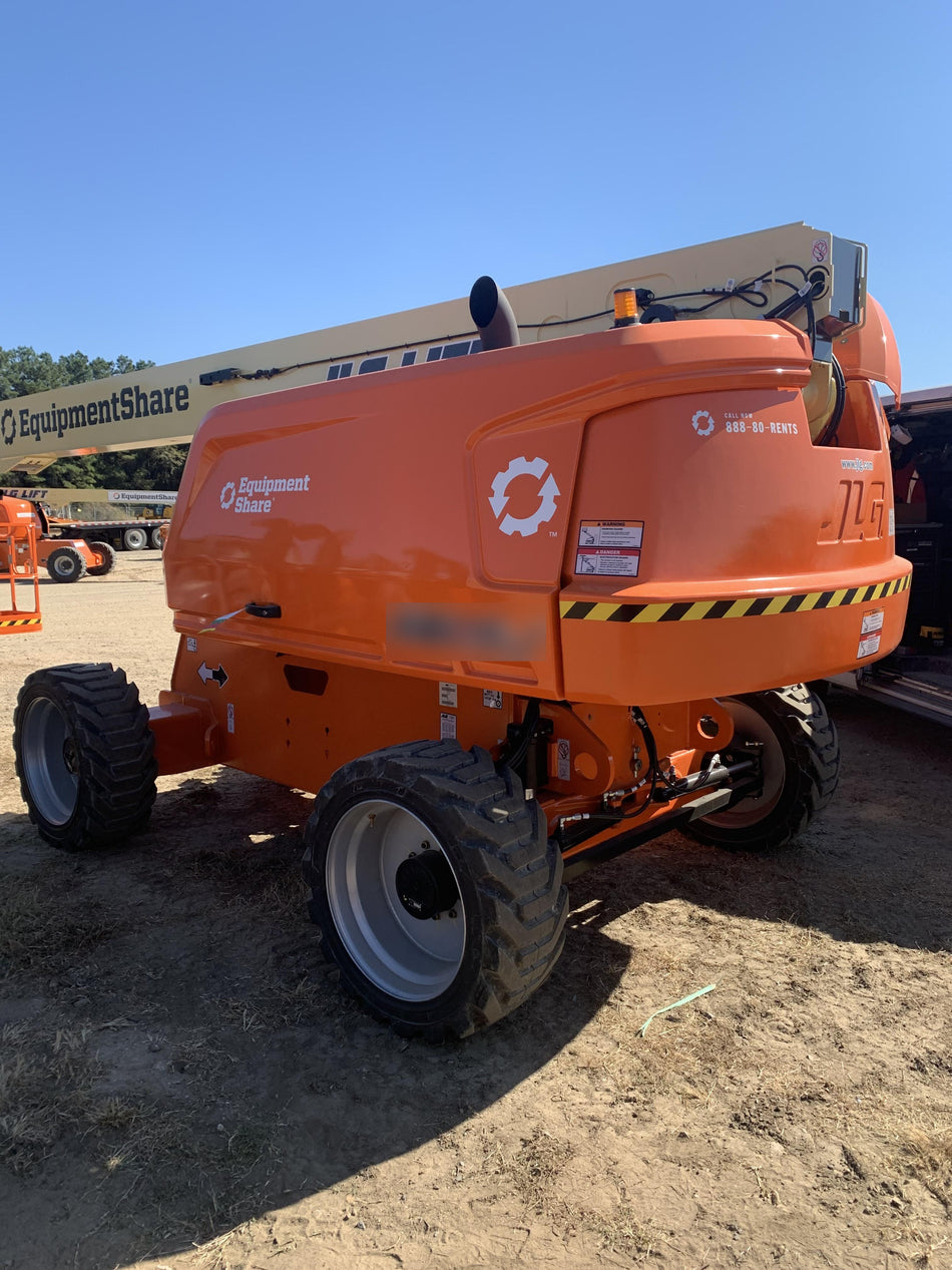2022 JLG 660SJ