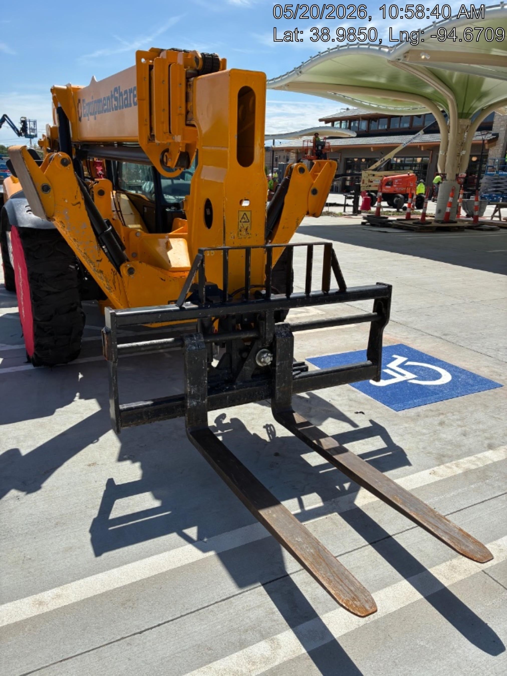 2025 JCB 510-56