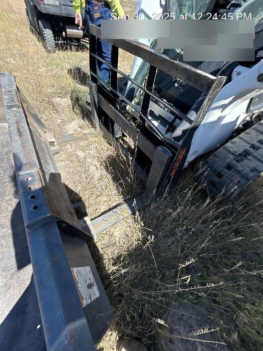 2022 ARROW MATERIAL HANDLING 60" Pallet Forks - Arrow