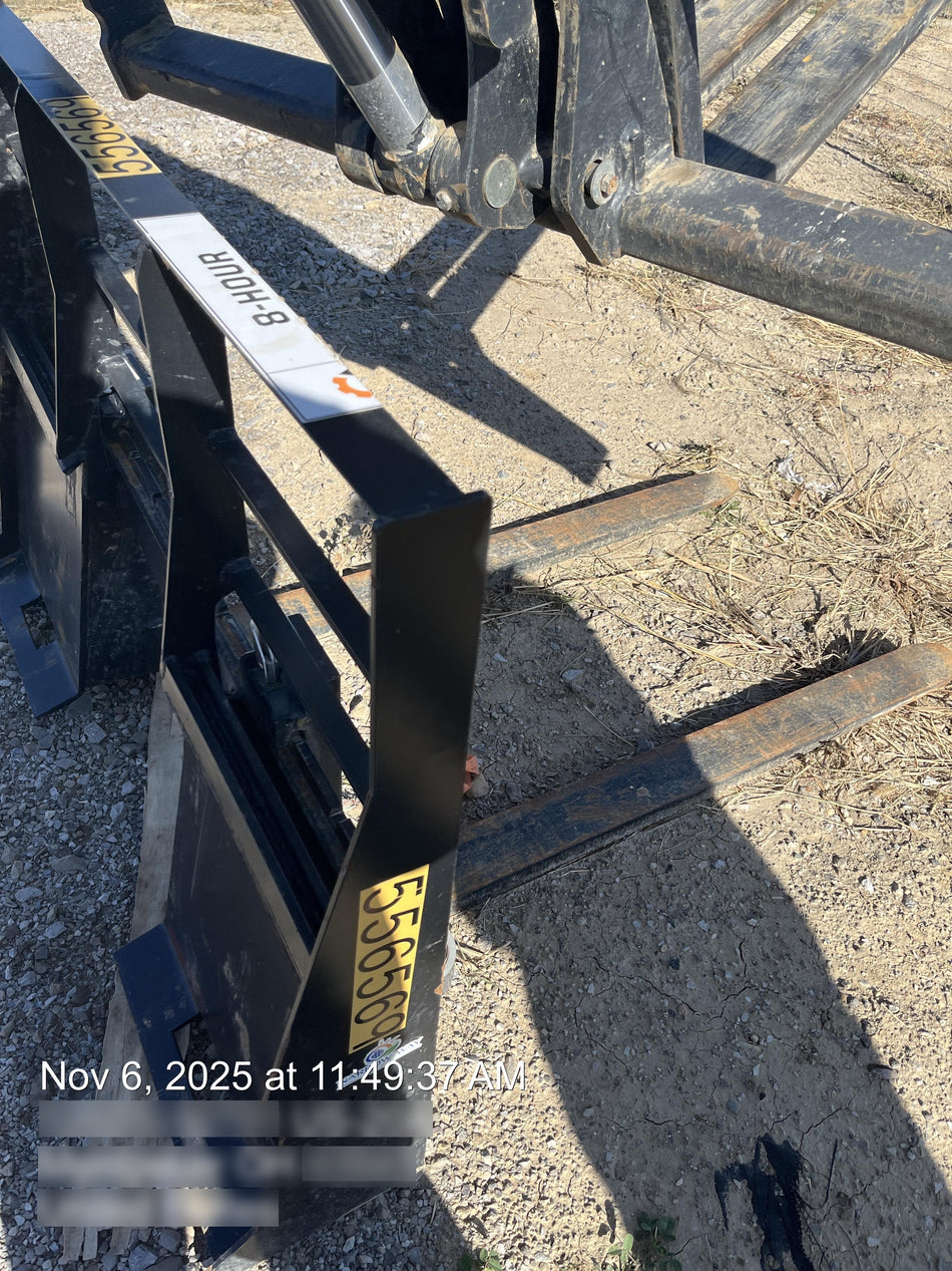 2025 ARROW MATERIAL HANDLING 48" Pallet Forks - Arrow