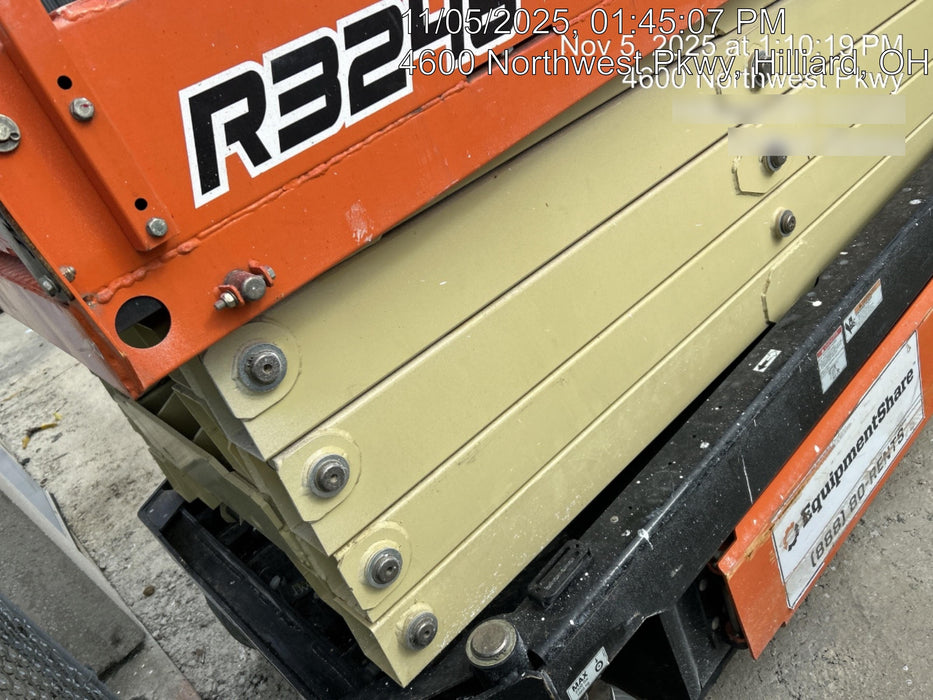 2022 JLG R3246