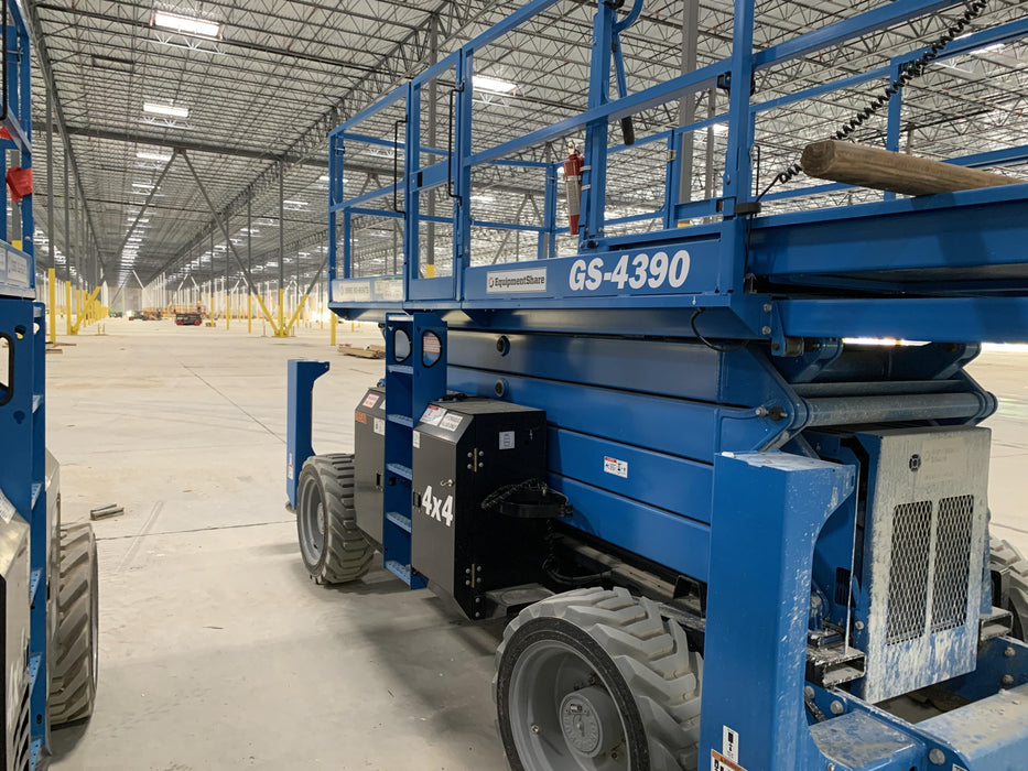 2020 GENIE GS-4390 RT