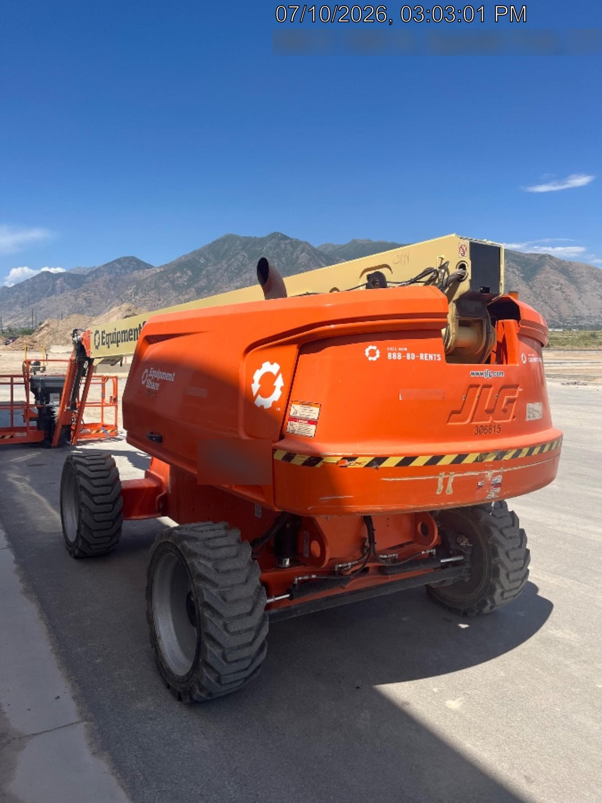 2023 JLG 660SJ