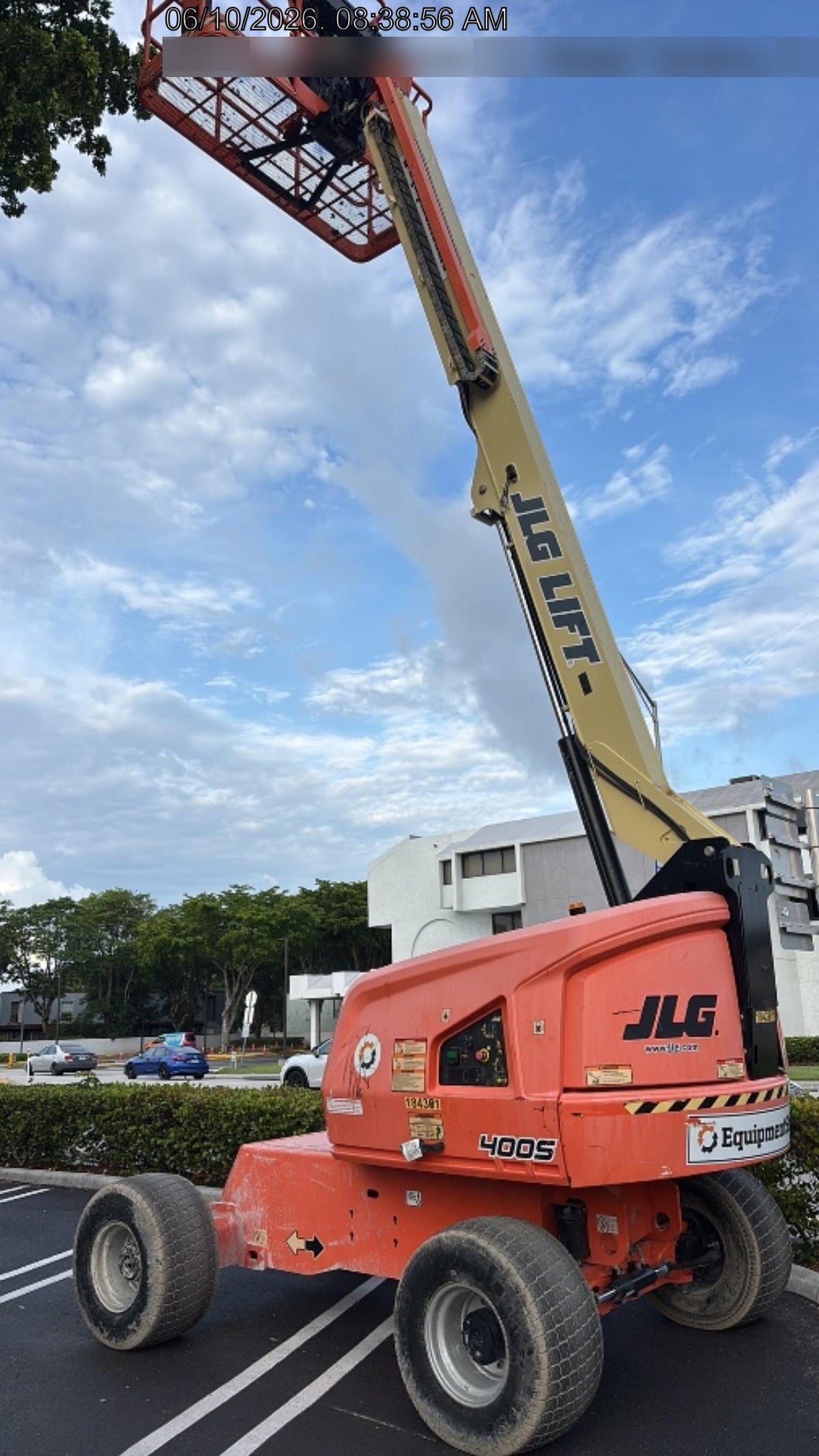 2021 JLG 400S