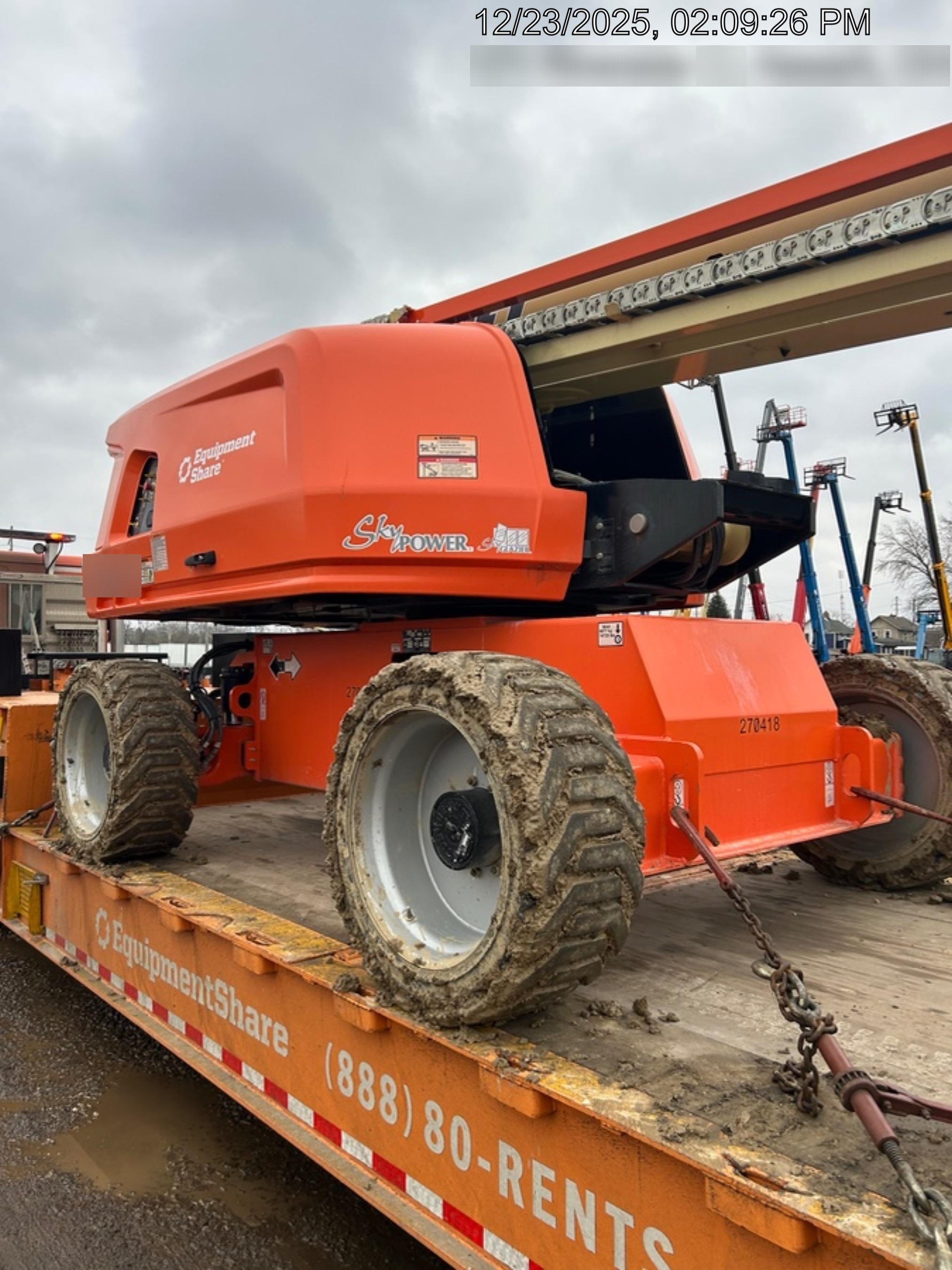 2022 JLG 660SJ
