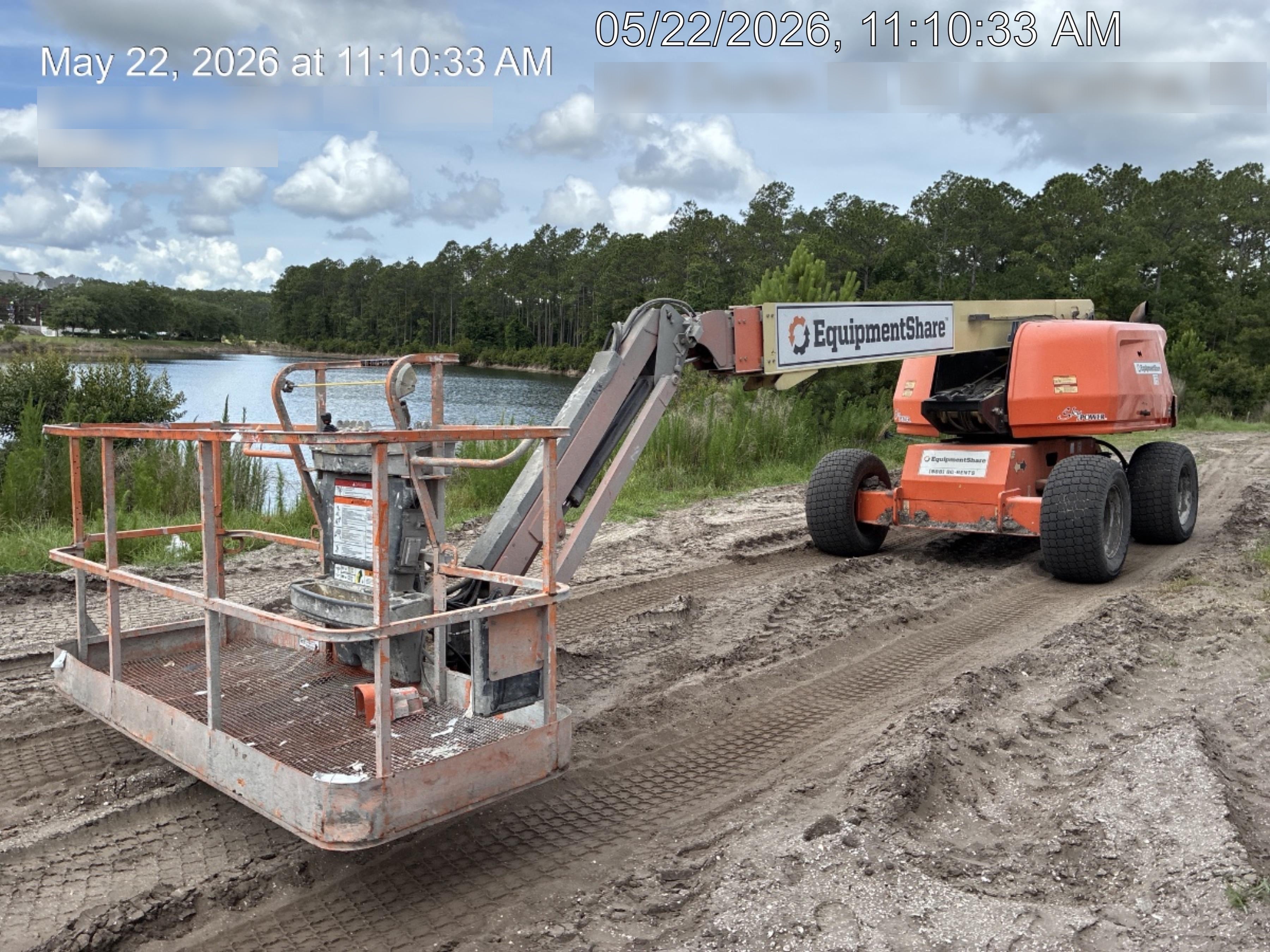 2021 JLG 660SJ