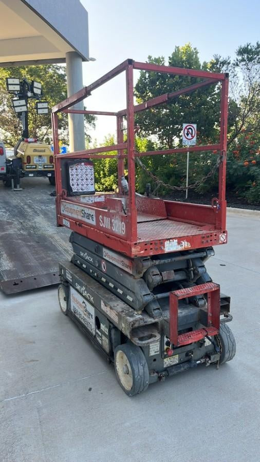 2018 SKYJACK SJIII-3219