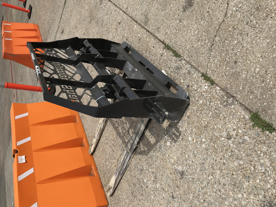 2020 PALADIN 48" Pallet Forks - Paladin