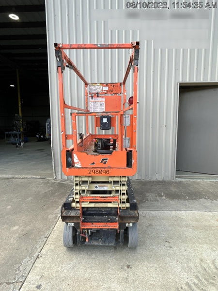 2023 JLG ES1932