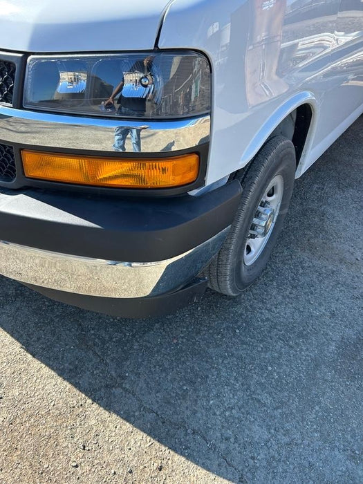 2025 CHEVROLET Express Van - Rental