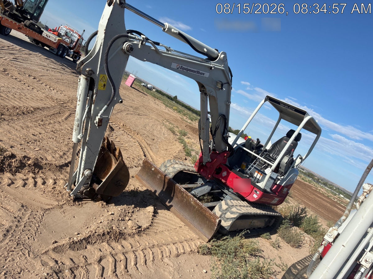 2021 TAKEUCHI TB250-2