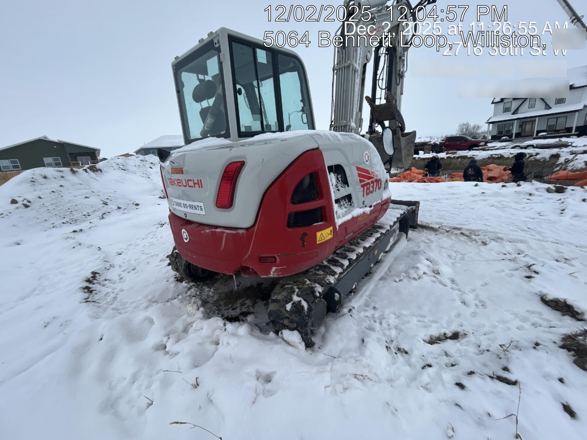 2021 TAKEUCHI TB370CR