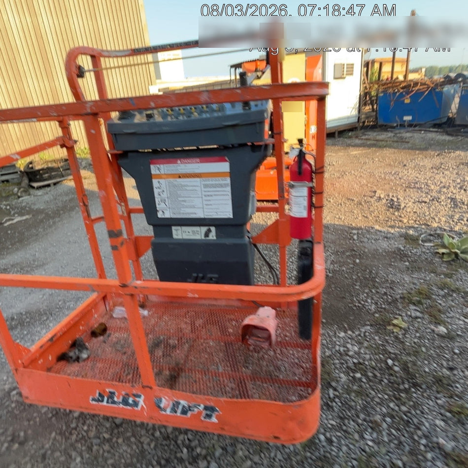 2019 JLG E300AJP