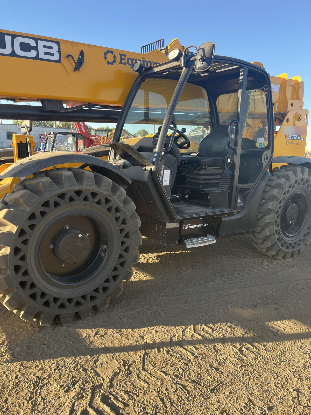 2024 JCB 512-56