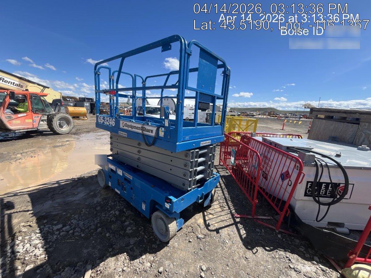 2022 GENIE GS-3246
