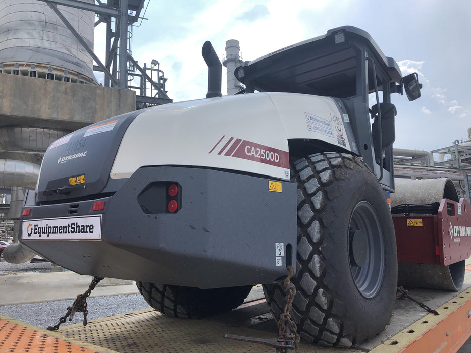 2021 DYNAPAC CA2500D