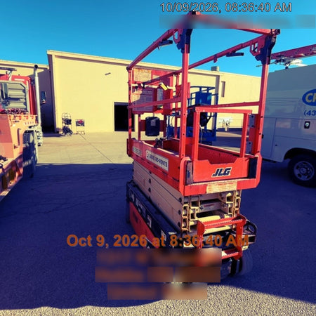 2021 JLG ES1932