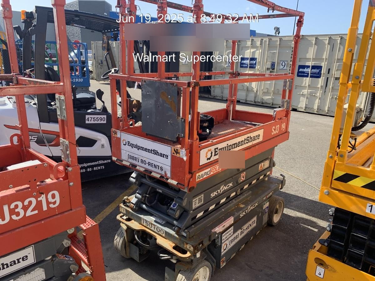 2021 SKYJACK SJ3219