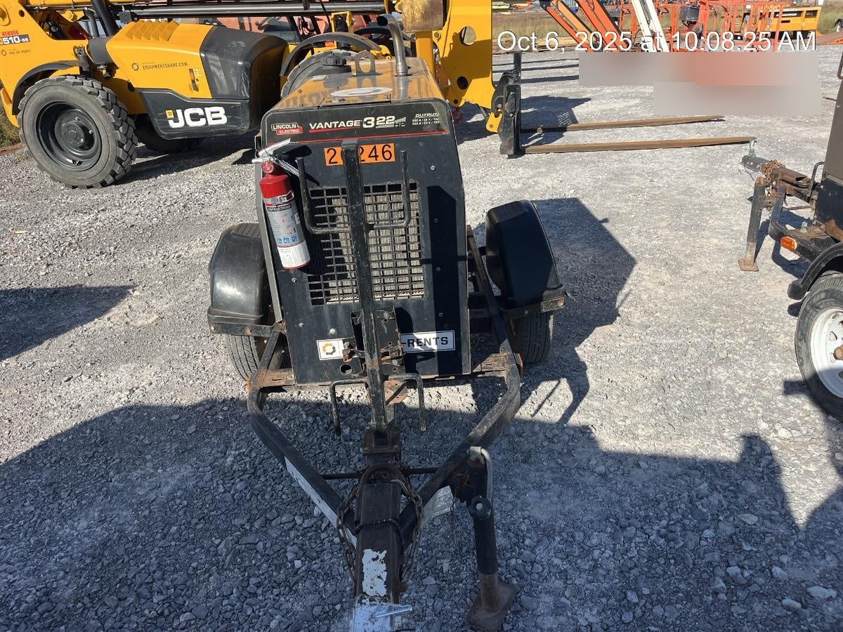 2019 Lincoln Electric Vantage 322 Lincoln Vantage 322 Welder w/Trailer, Light Kit, Cable Rack