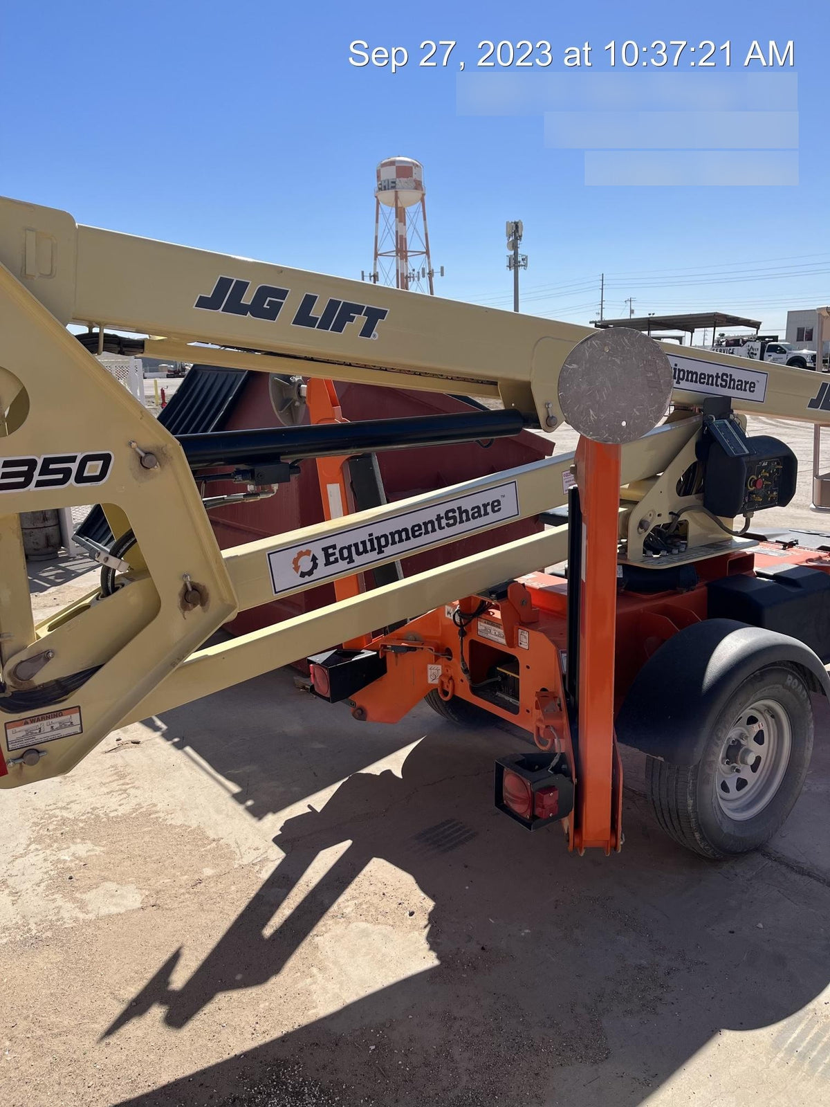 2022 JLG T350