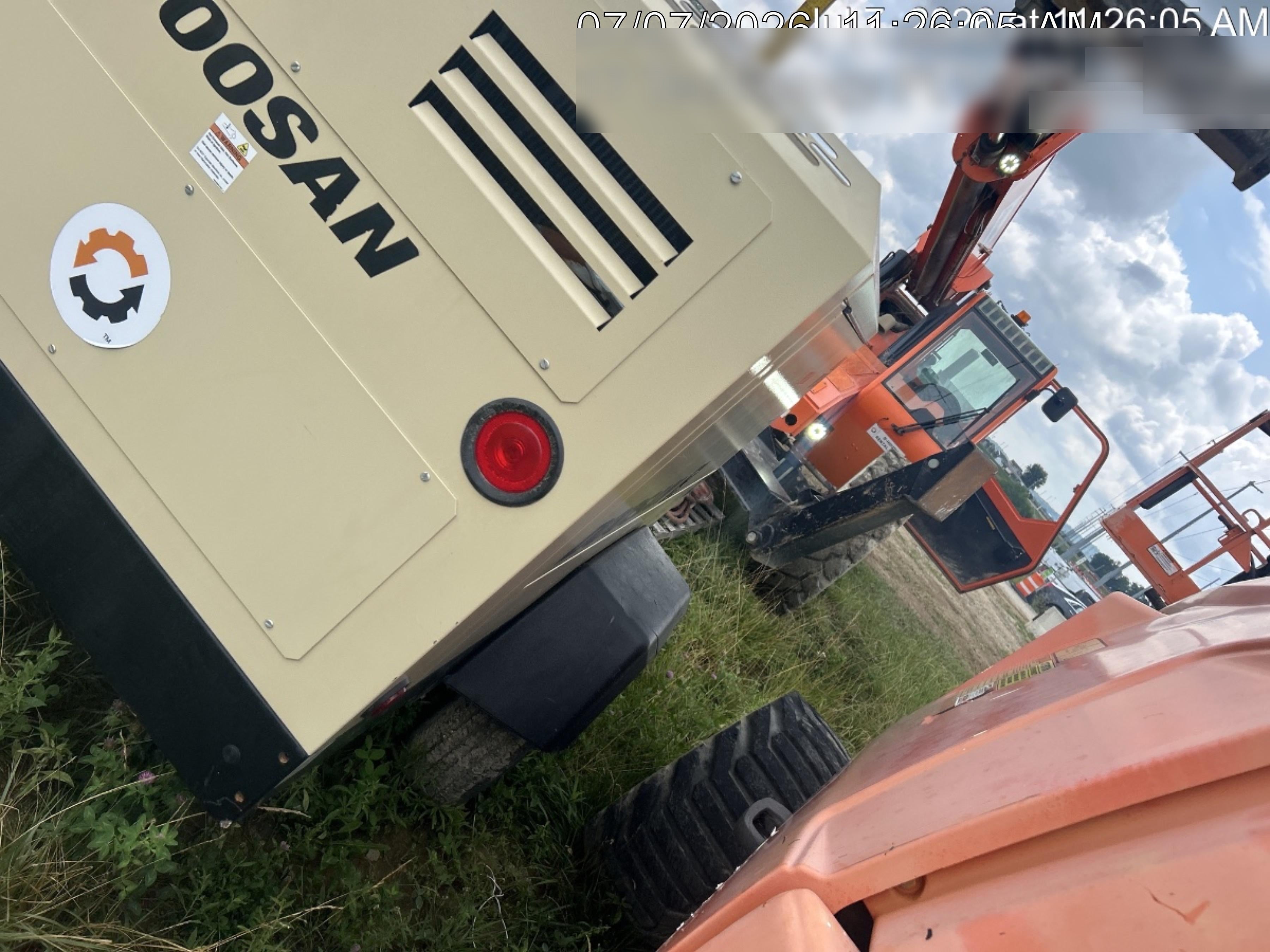2023 DOOSAN P425/HP375WCU