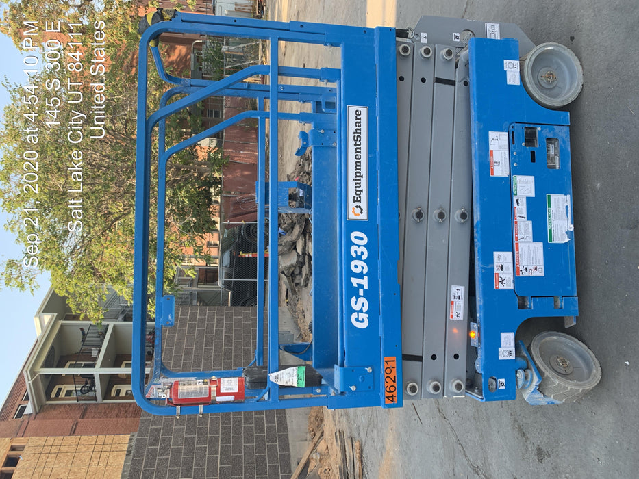 2019 Genie GS-1930 Fixed rails with chain Entry