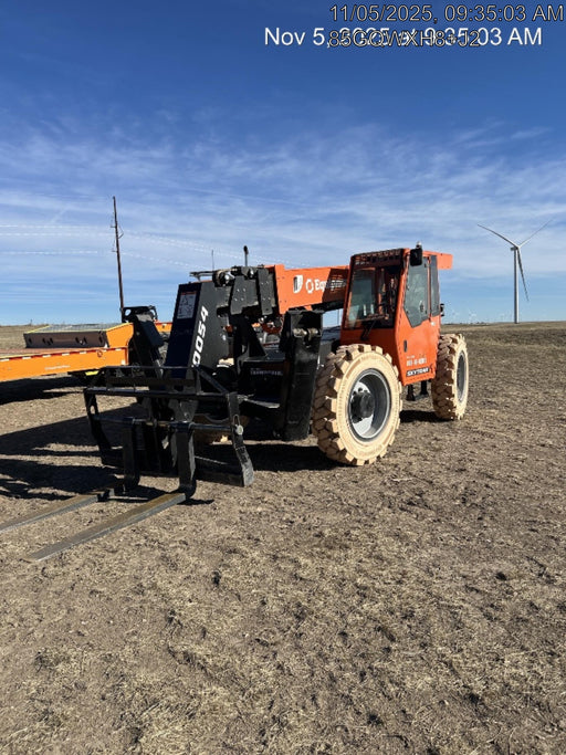 2025 JLG 10054