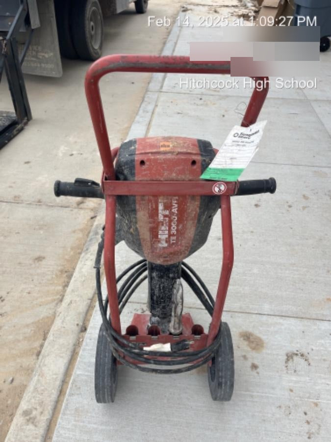 2020 HILTI TE 3000-AVR