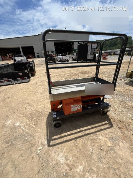 2023 JLG 1030P
