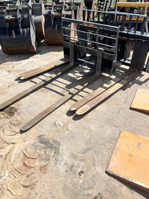 2023 ARROW MATERIAL HANDLING 72" Pallet Forks - Arrow