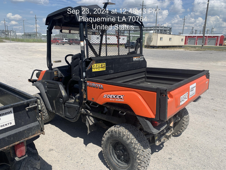 2019 Kubota RTV-XG850WL-H 4wd Utility Cart, Gas, 2 Seat, LED Strobe, Windshield Tempered Glass, Plastic Canopy, Wire Harness Kit, Backup Alarm