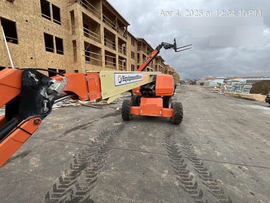 2019 JLG 660SJ