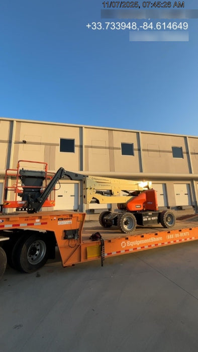 2025 JLG E450AJ