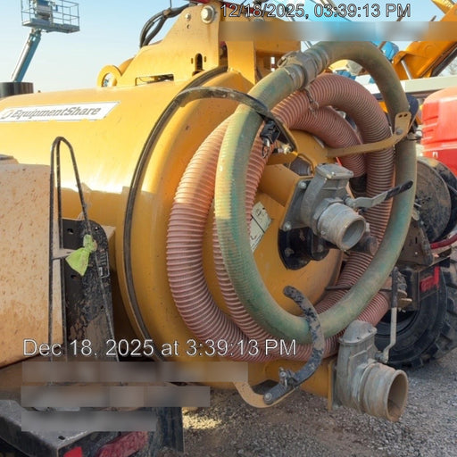 2023 Vac-Tron LP573XDT T4 Koehler Diesel Engine, 500 Gallon Debris Tank, x2 100 Gallon Water Tanks