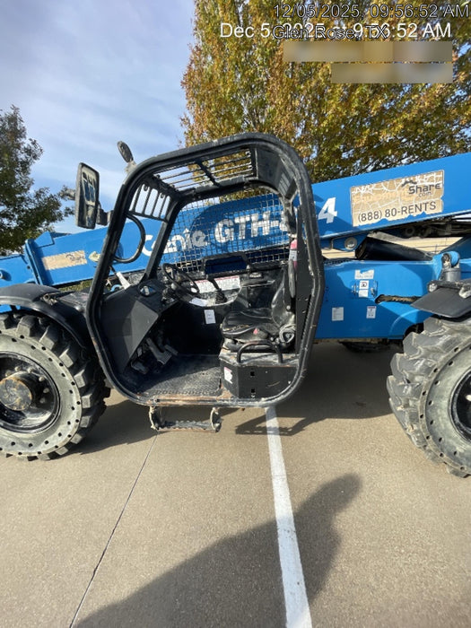 2017 Genie GTH-844 Genie GTH844 Telehandler, 60" Carriage, Solid Tires
