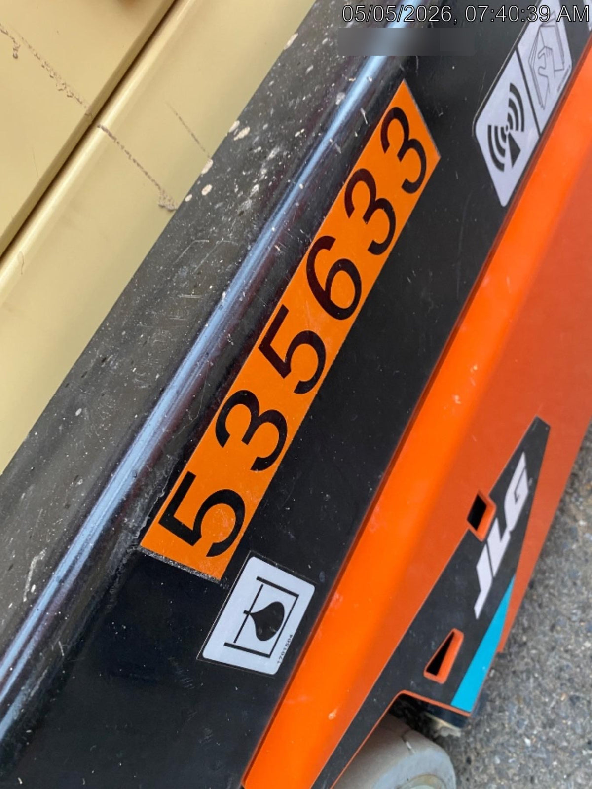 2025 JLG ES1932