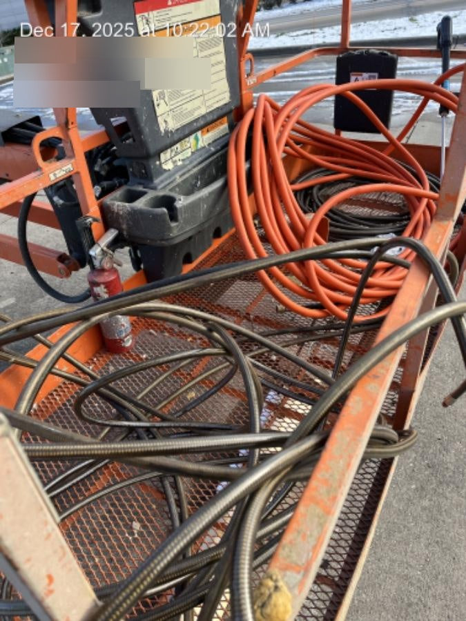 2021 JLG 660SJ
