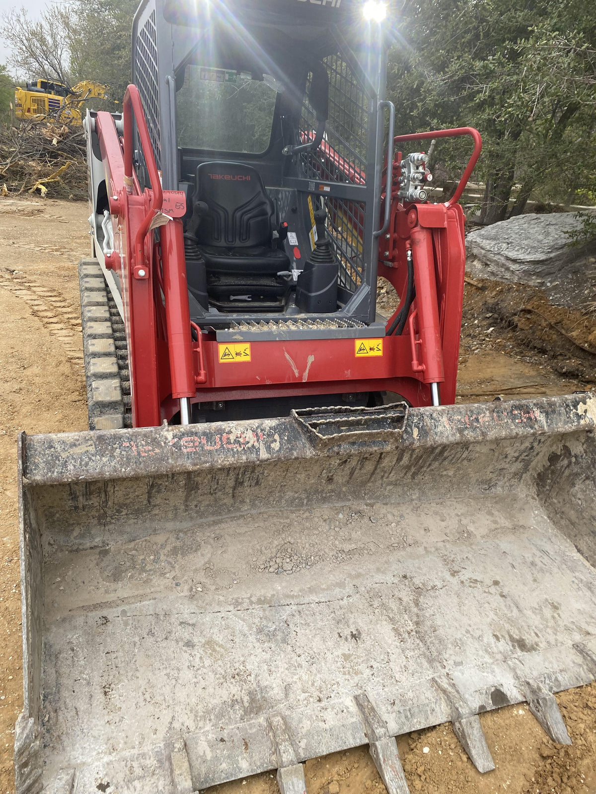 2023 TAKEUCHI TL6R