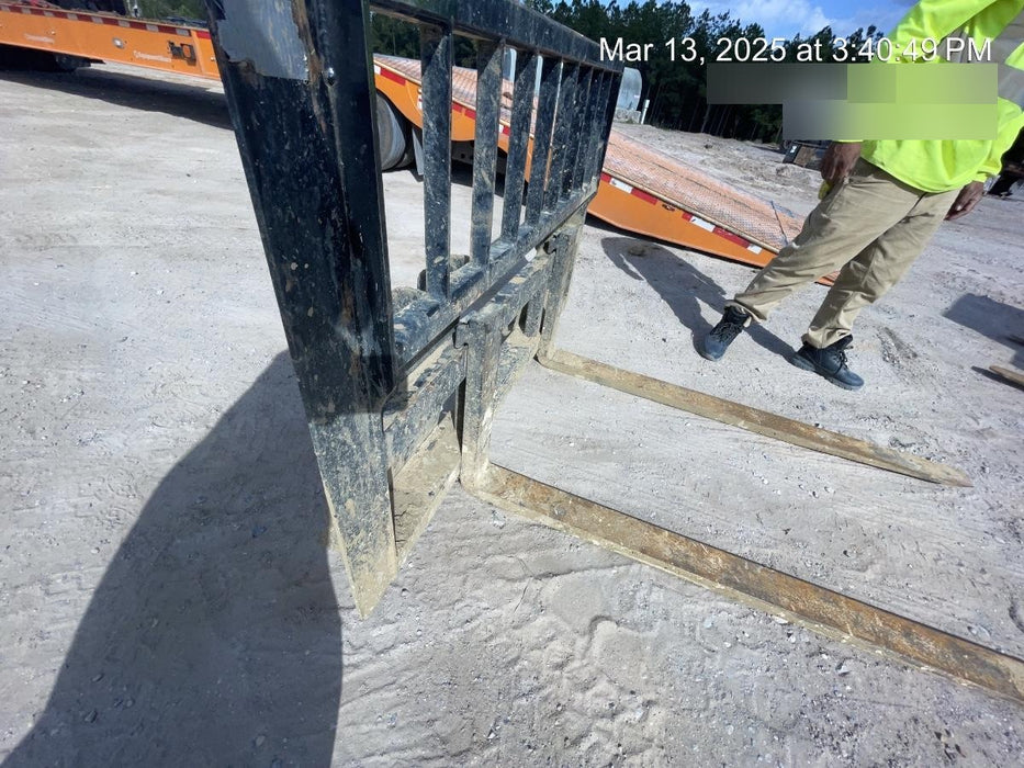 2021 PALADIN 48" Pallet Forks - Paladin