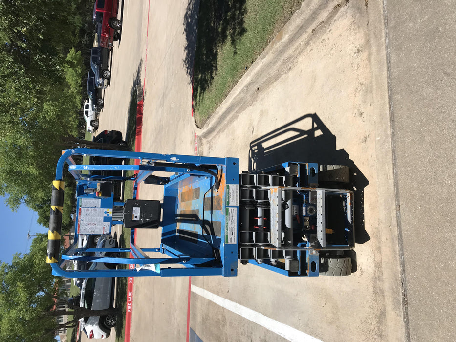 2019 Genie GS-1930 Fixed Rails with Chain Entry