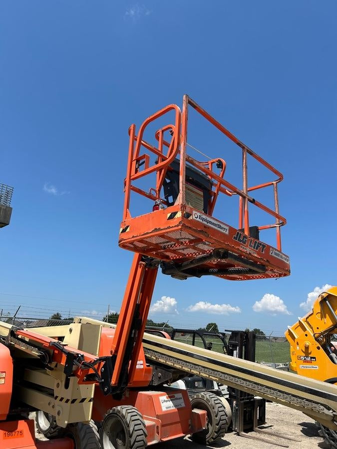 2021 JLG 450AJ