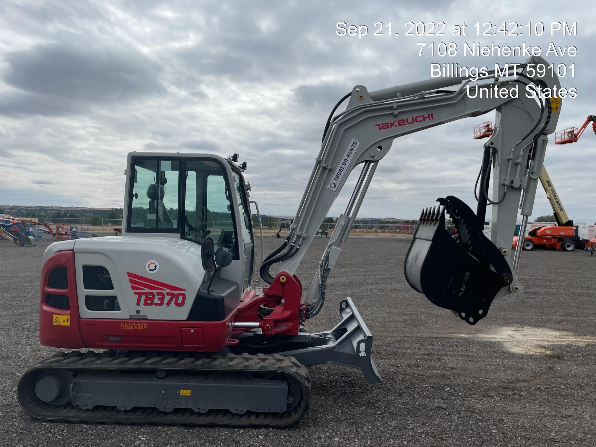 2021 TAKEUCHI TB370CR