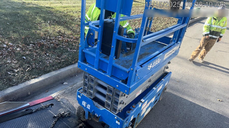 2020 Genie GS-1930 Solid Non Marking Tires, Beacon, Folding rails with half height swing gate
