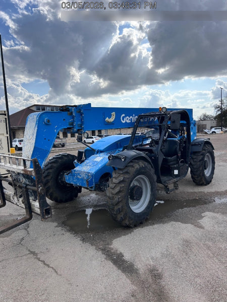2017 GENIE GTH-844