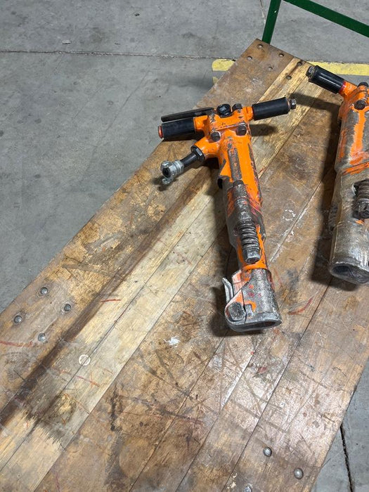 2023 MICHIGAN PNEUMATIC ES-TPB60-118-TRACKER