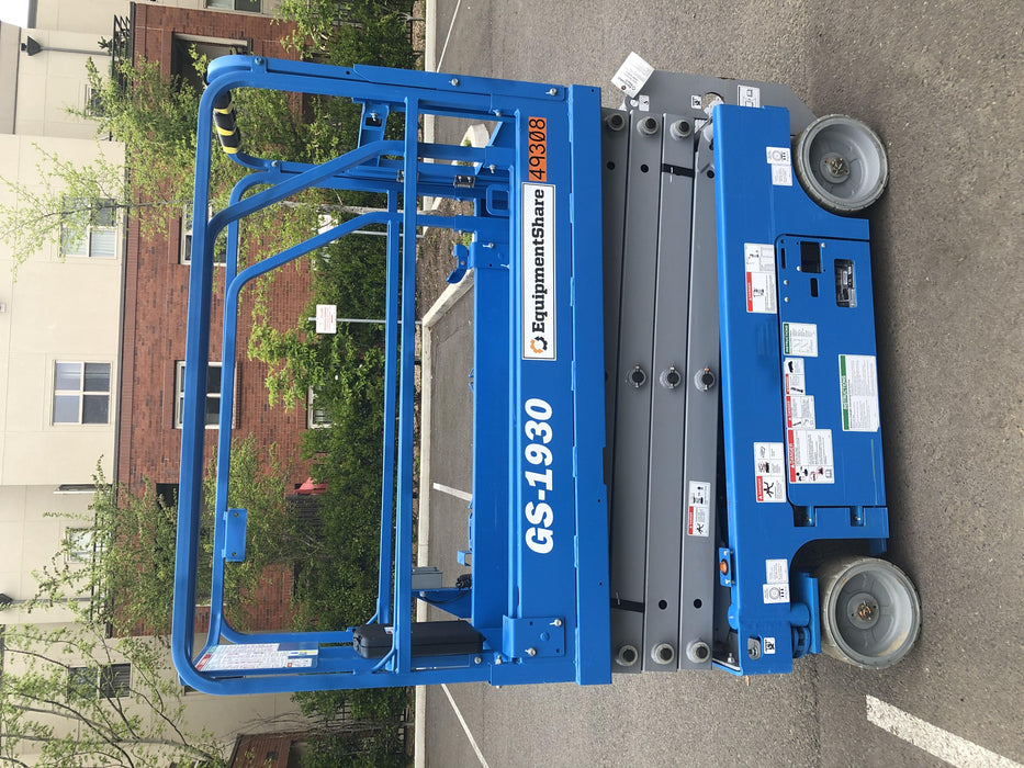 2019 Genie GS-1930 Half Height Swing Gate, 800W Inverter