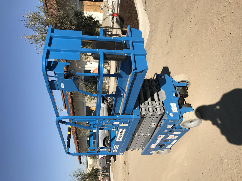 2019 Genie GS-1930 Half Height Swing Gate, 800W Inverter