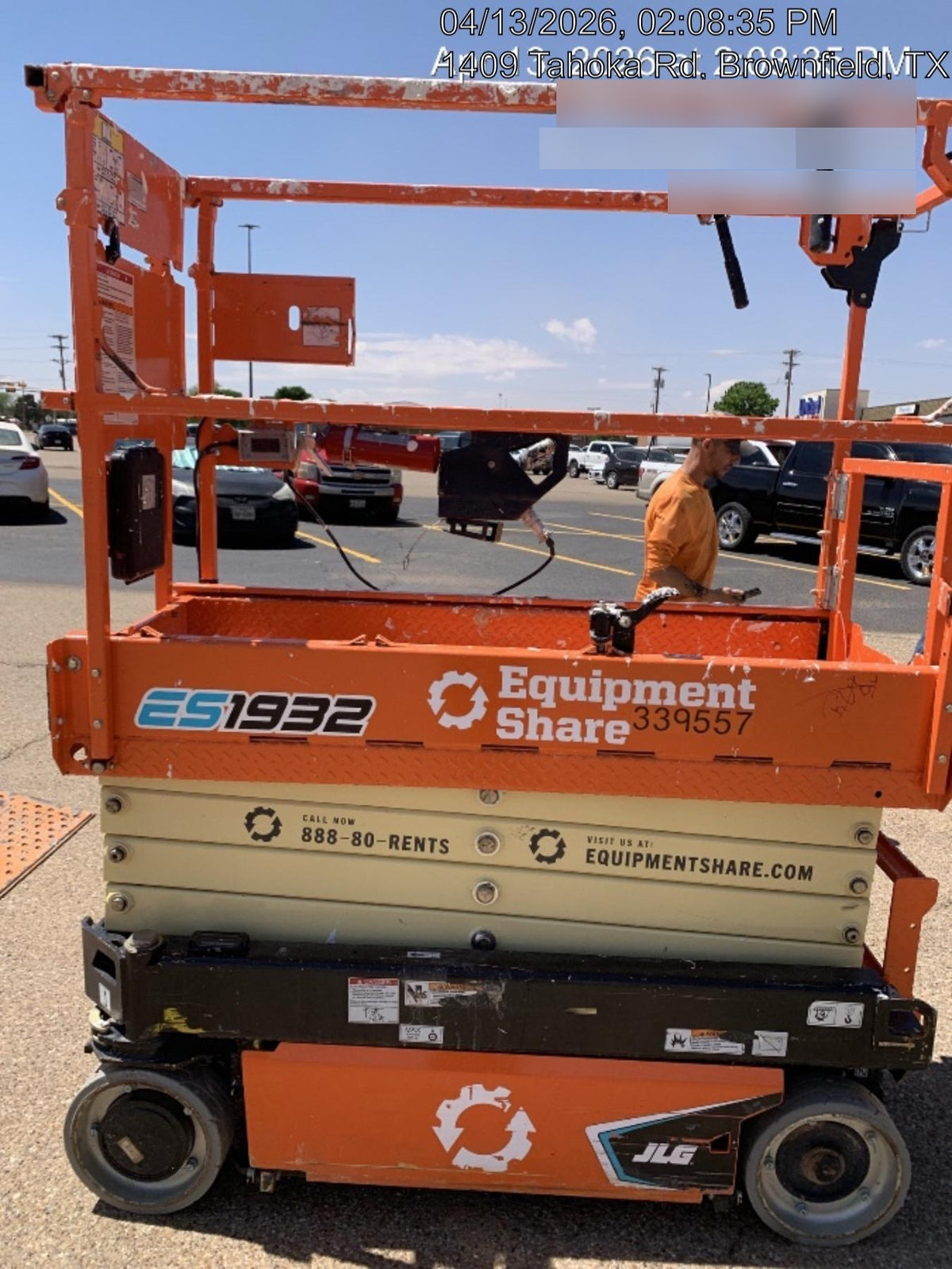 2023 JLG ES1932